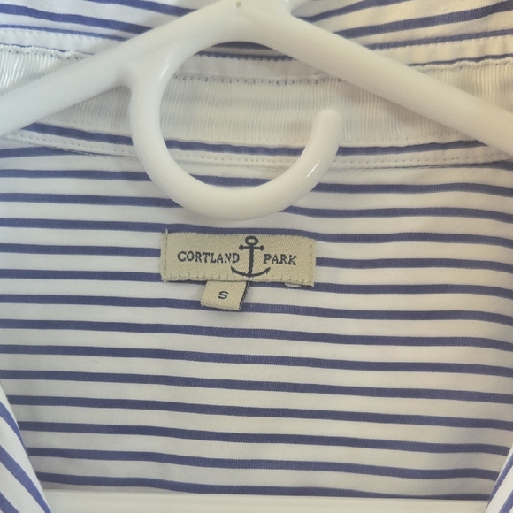 Cortland Park 3/4 Button Down Top - Picture 2 of 3